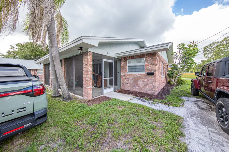 Real estate photography — 153 New York Avenue, Dunedin, Florida, 34698 | 4D Productions