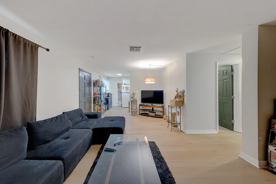 Real estate photography — 153 New York Avenue, Dunedin, Florida, 34698 | 4D Productions