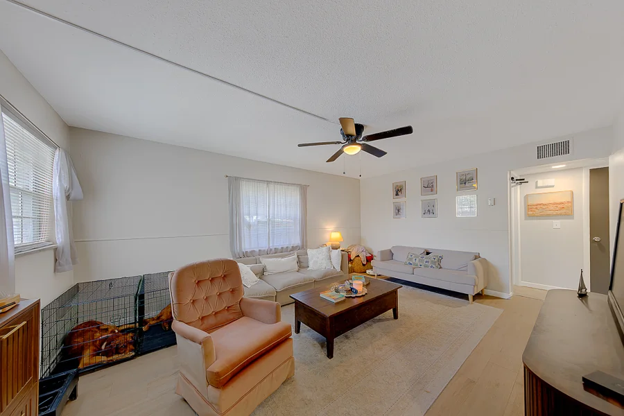 Real estate photography — 153 New York Avenue, Dunedin, Florida, 34698 | 4D Productions