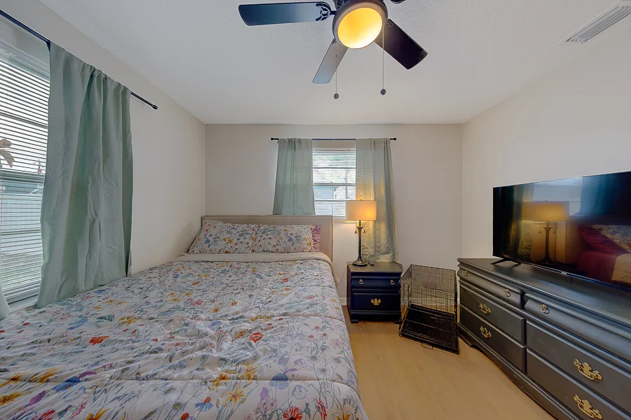 Real estate photography — 153 New York Avenue, Dunedin, Florida, 34698 | 4D Productions