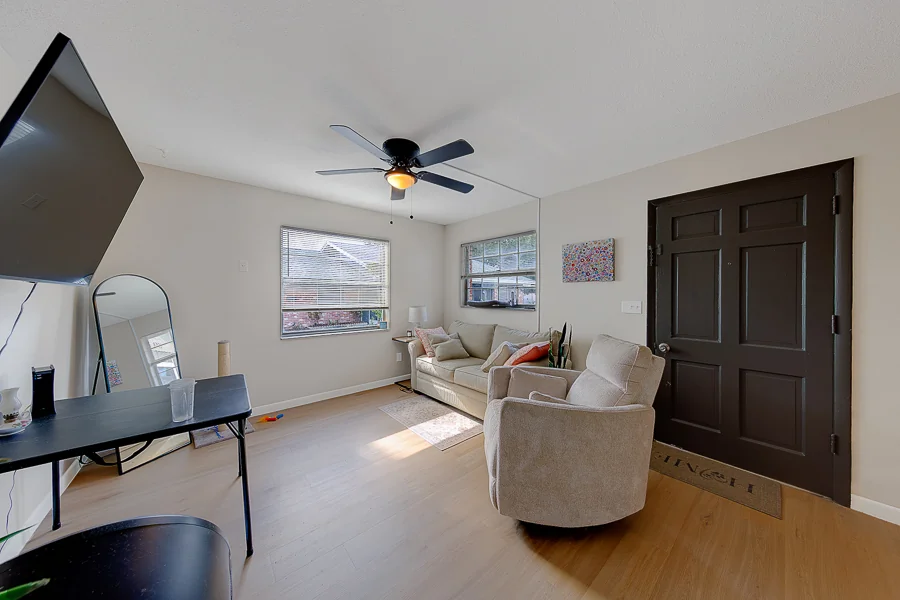 Real estate photography — 153 New York Avenue, Dunedin, Florida, 34698 | 4D Productions