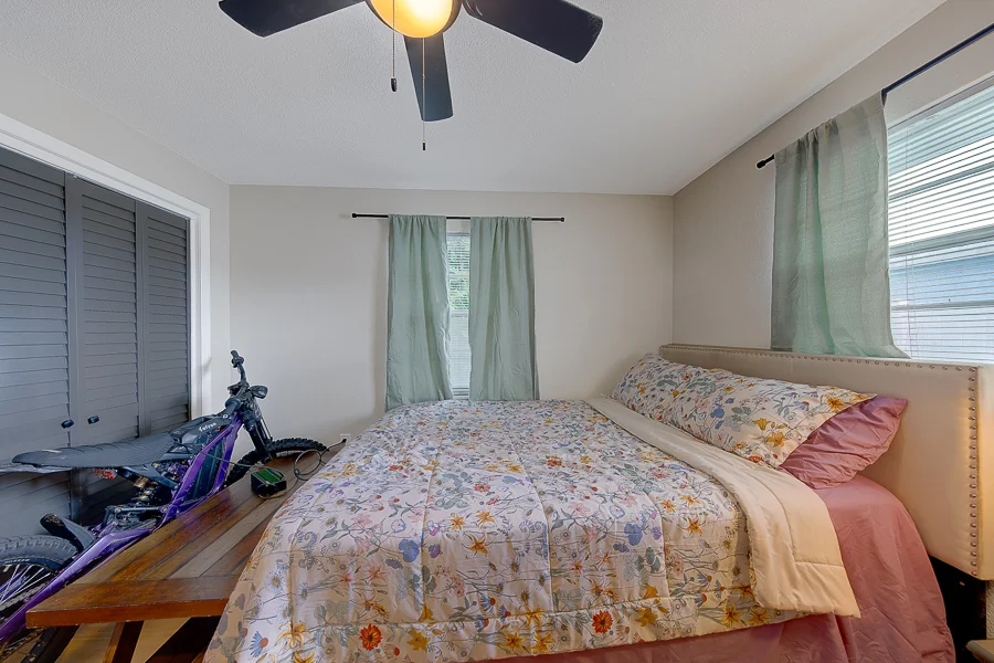 Real estate photography — 153 New York Avenue, Dunedin, Florida, 34698 | 4D Productions