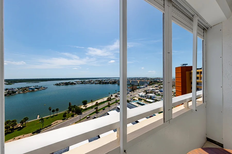 Real estate photography — 17920 Gulf Boulevard, Redington Shores, Florida, 33708 | 4D Productions