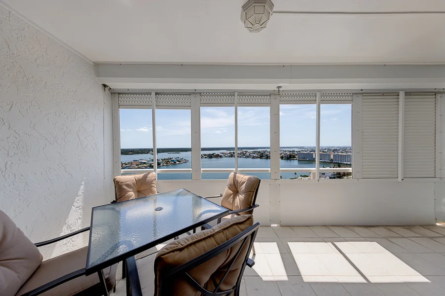 Real estate photography — 17920 Gulf Boulevard, Redington Shores, Florida, 33708 | 4D Productions
