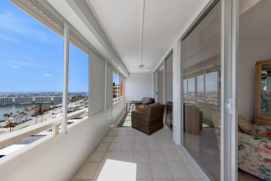 Real estate photography — 17920 Gulf Boulevard, Redington Shores, Florida, 33708 | 4D Productions