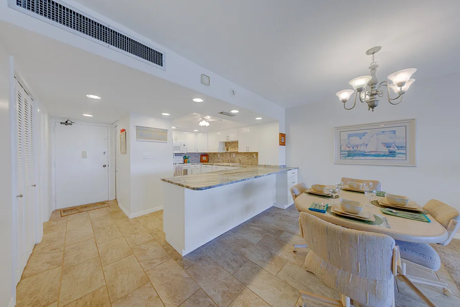 Real estate photography — 17920 Gulf Boulevard, Redington Shores, Florida, 33708 | 4D Productions