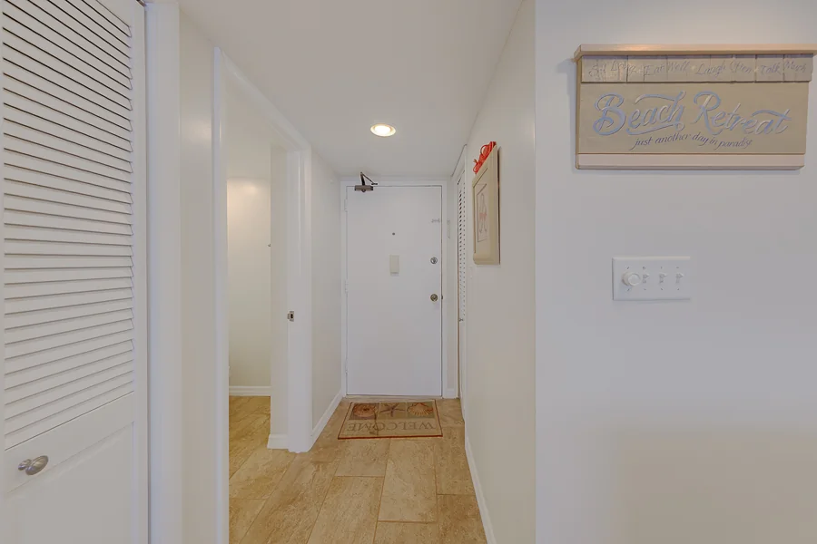Real estate photography — 17920 Gulf Boulevard, Redington Shores, Florida, 33708 | 4D Productions