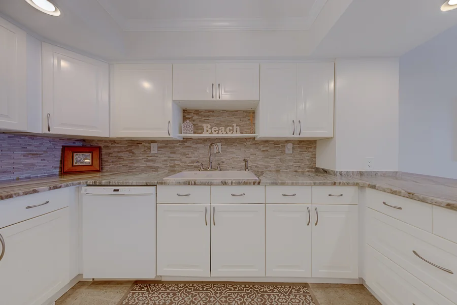 Real estate photography — 17920 Gulf Boulevard, Redington Shores, Florida, 33708 | 4D Productions