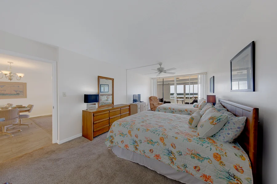 Real estate photography — 17920 Gulf Boulevard, Redington Shores, Florida, 33708 | 4D Productions