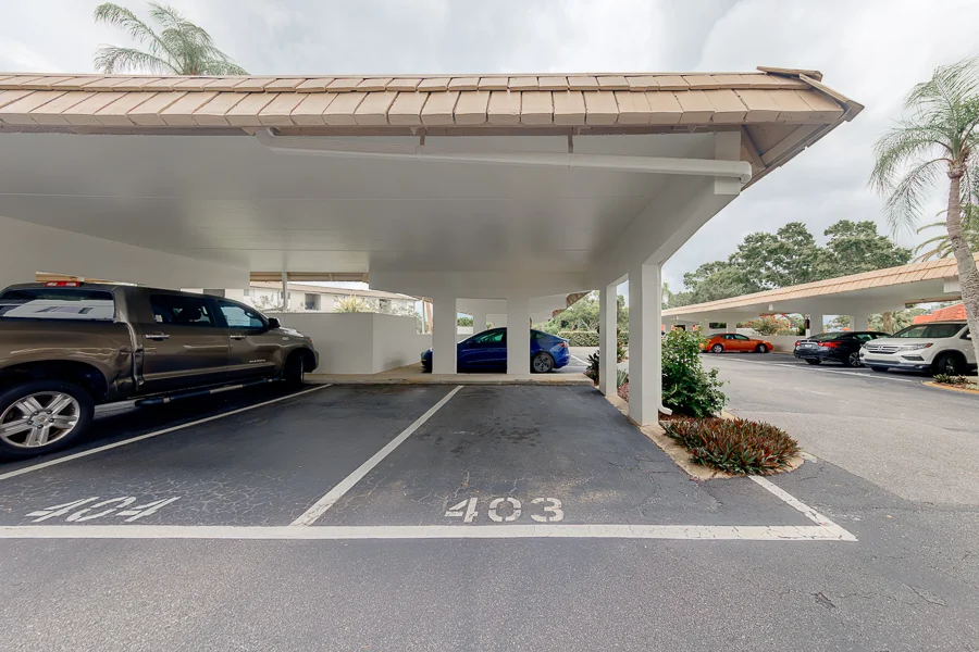 Real estate photography — 19029 US Highway 19 North, Clearwater, Florida, 33764 | 4D Productions