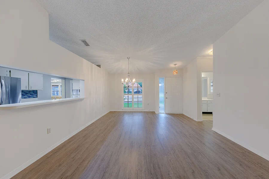 Real estate photography — 2022 Nash Drive, Clearwater, Florida, 33763 | 4D Productions