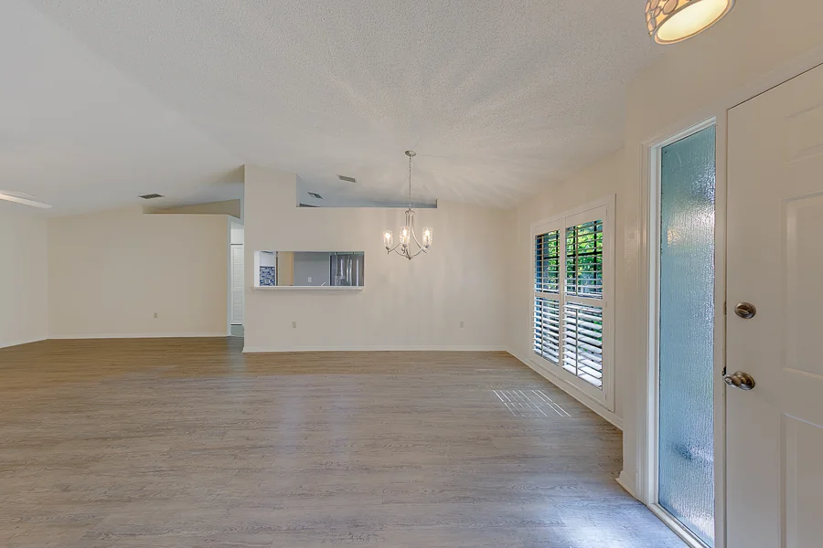 Real estate photography — 2022 Nash Drive, Clearwater, Florida, 33763 | 4D Productions
