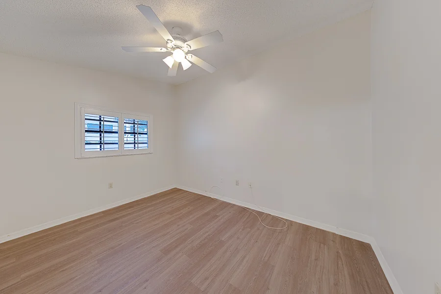 Real estate photography — 2022 Nash Drive, Clearwater, Florida, 33763 | 4D Productions