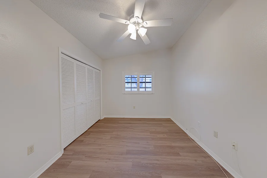 Real estate photography — 2022 Nash Drive, Clearwater, Florida, 33763 | 4D Productions