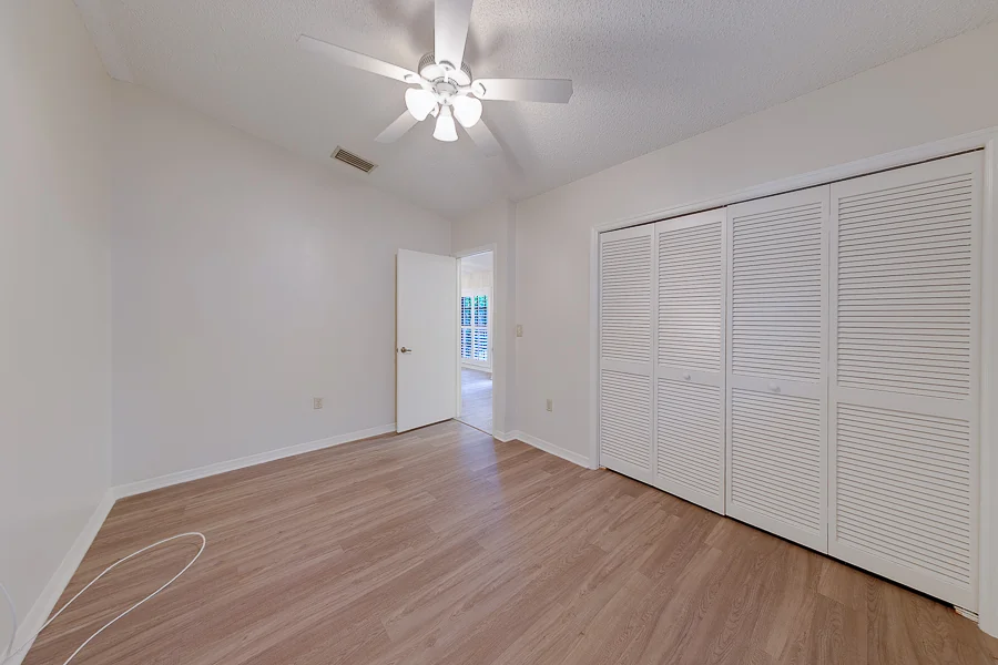 Real estate photography — 2022 Nash Drive, Clearwater, Florida, 33763 | 4D Productions