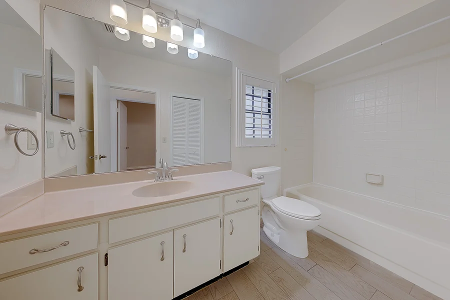 Real estate photography — 2022 Nash Drive, Clearwater, Florida, 33763 | 4D Productions