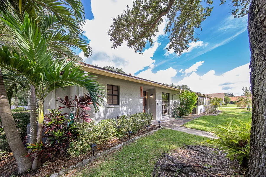 Real estate photography — 2022 Nash Drive, Clearwater, Florida, 33763 | 4D Productions