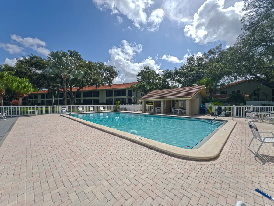 Real estate photography — 2022 Nash Drive, Clearwater, Florida, 33763 | 4D Productions