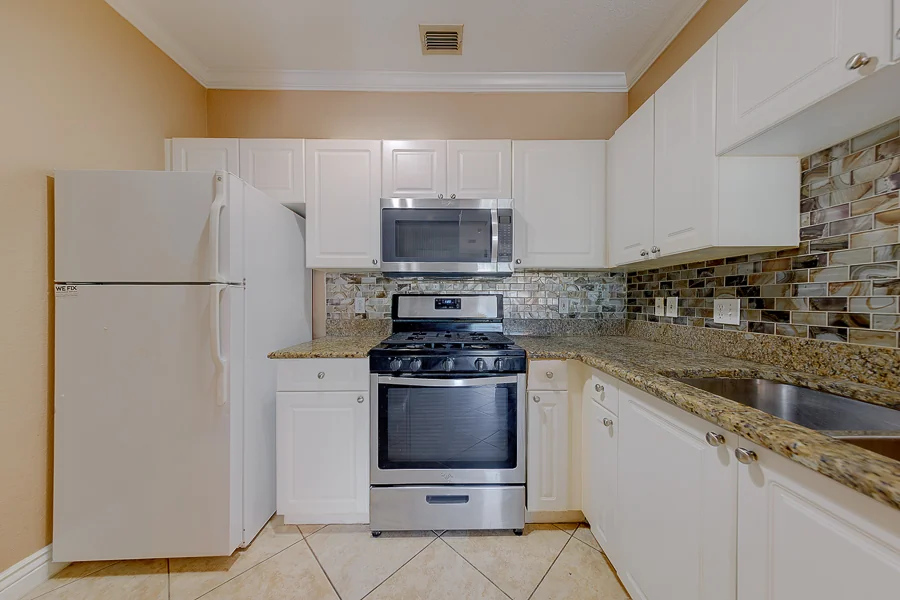 Real estate photography — 2705 Via Murano, Clearwater, Florida, 33764 | 4D Productions