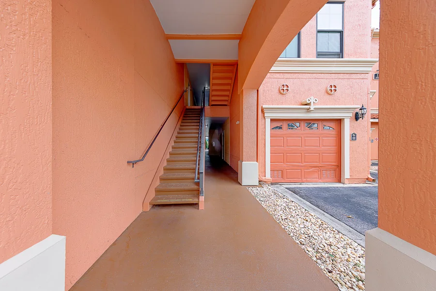 Real estate photography — 2705 Via Murano, Clearwater, Florida, 33764 | 4D Productions