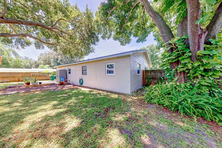 Real estate photography — 2773 Belle Haven Drive, Clearwater, Florida, 33763 | 4D Productions