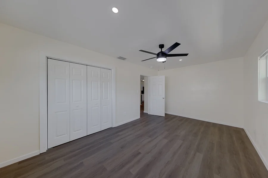 Real estate photography — 5937 38th Avenue North, St. Petersburg, Florida, 33710 | 4D Productions