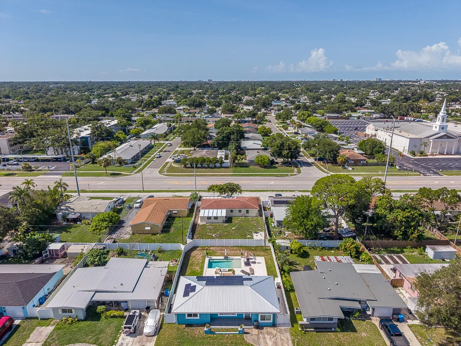 Real estate photography — 5937 38th Avenue North, St. Petersburg, Florida, 33710 | 4D Productions