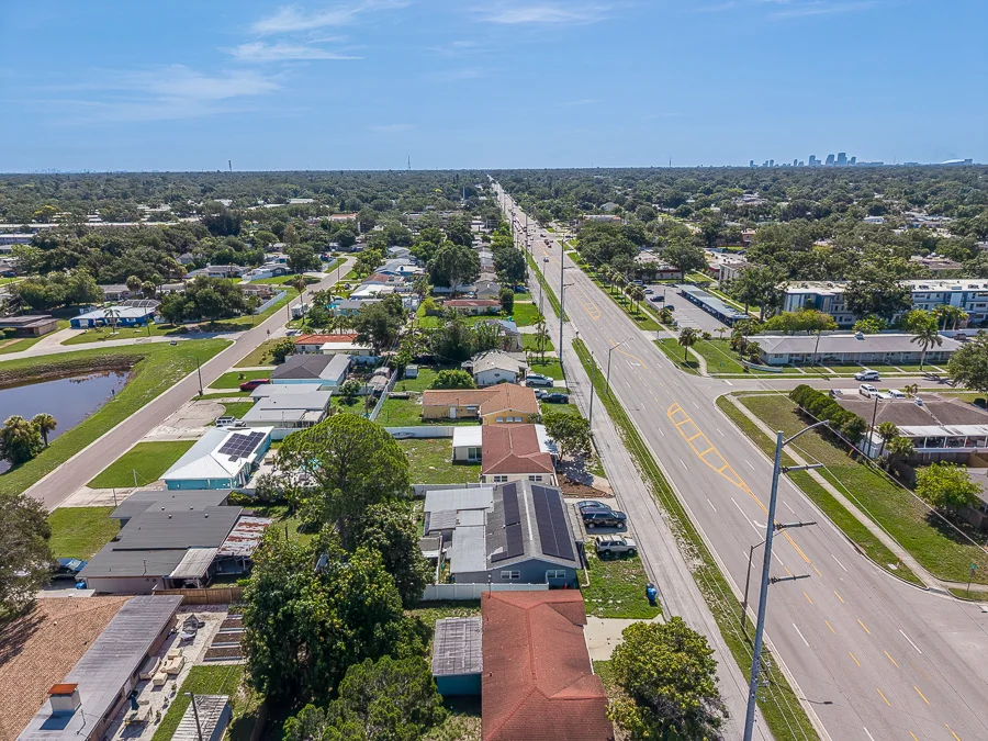 Real estate photography — 5937 38th Avenue North, St. Petersburg, Florida, 33710 | 4D Productions