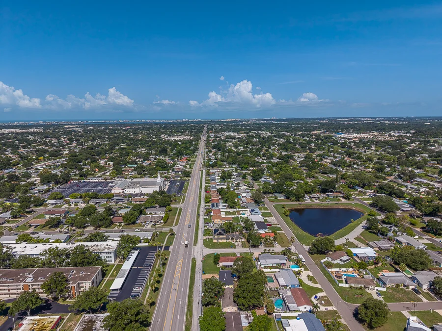 Real estate photography — 5937 38th Avenue North, St. Petersburg, Florida, 33710 | 4D Productions