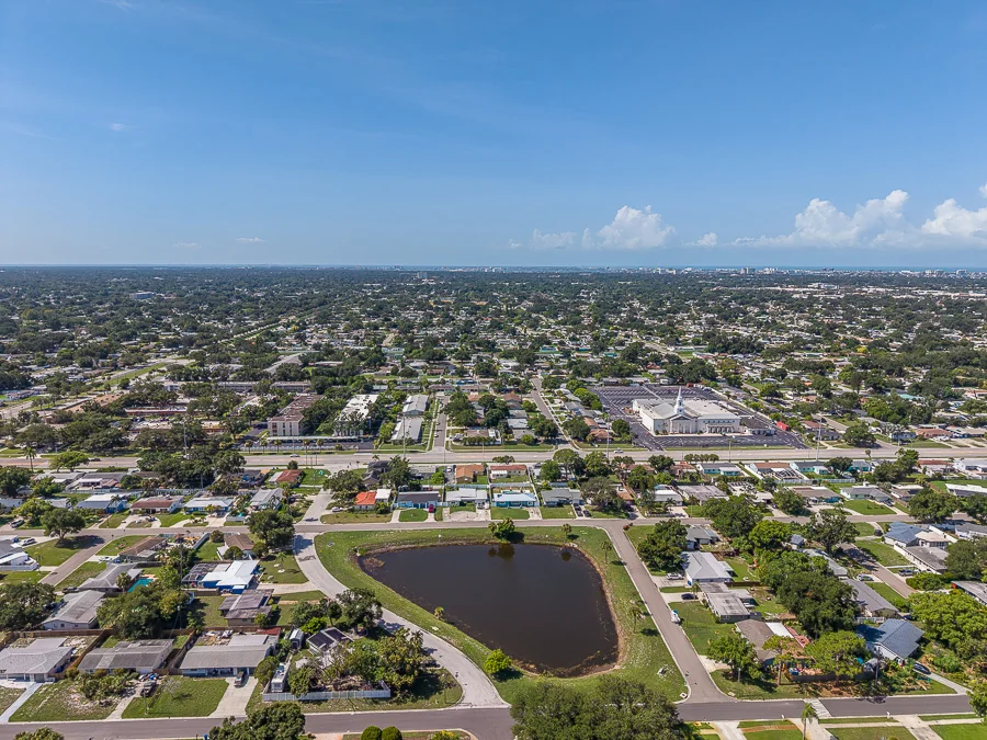 Real estate photography — 5937 38th Avenue North, St. Petersburg, Florida, 33710 | 4D Productions