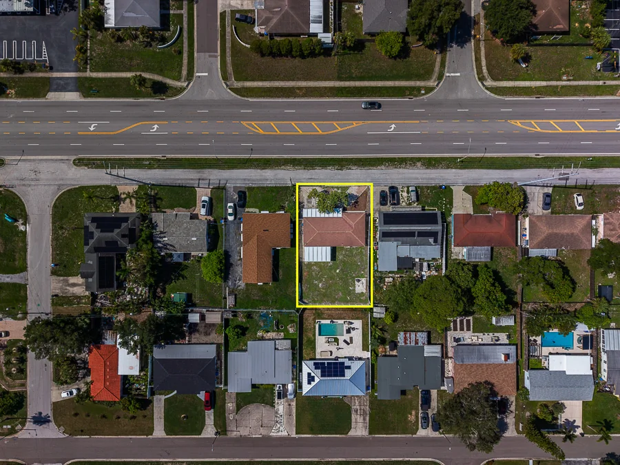 Real estate photography — 5937 38th Avenue North, St. Petersburg, Florida, 33710 | 4D Productions