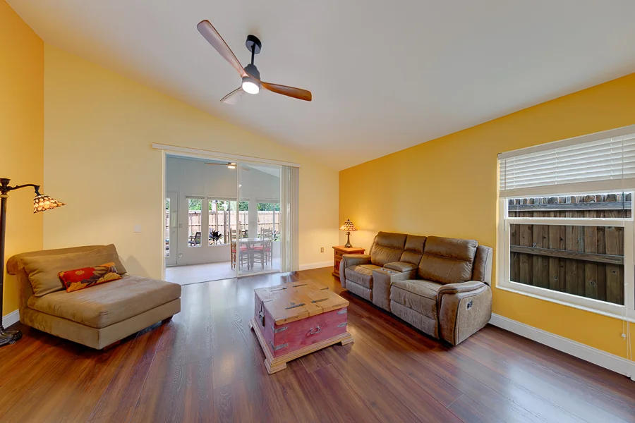 Real estate photography — 8422 Poydras Lane, Tampa, Florida, 33635 | 4D Productions