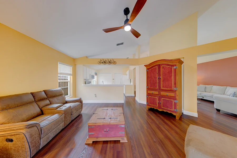 Real estate photography — 8422 Poydras Lane, Tampa, Florida, 33635 | 4D Productions