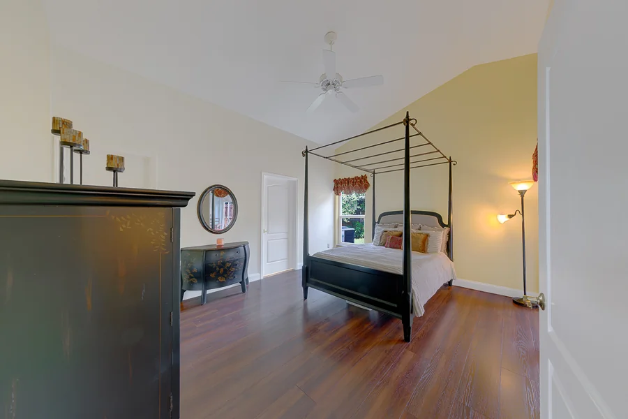 Real estate photography — 8422 Poydras Lane, Tampa, Florida, 33635 | 4D Productions