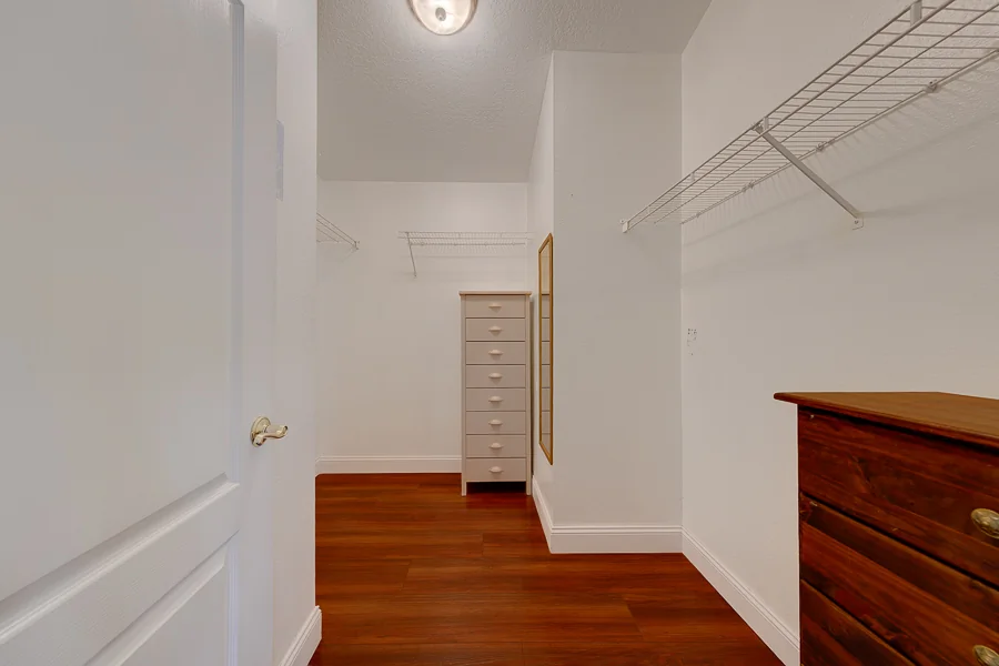 Real estate photography — 8422 Poydras Lane, Tampa, Florida, 33635 | 4D Productions