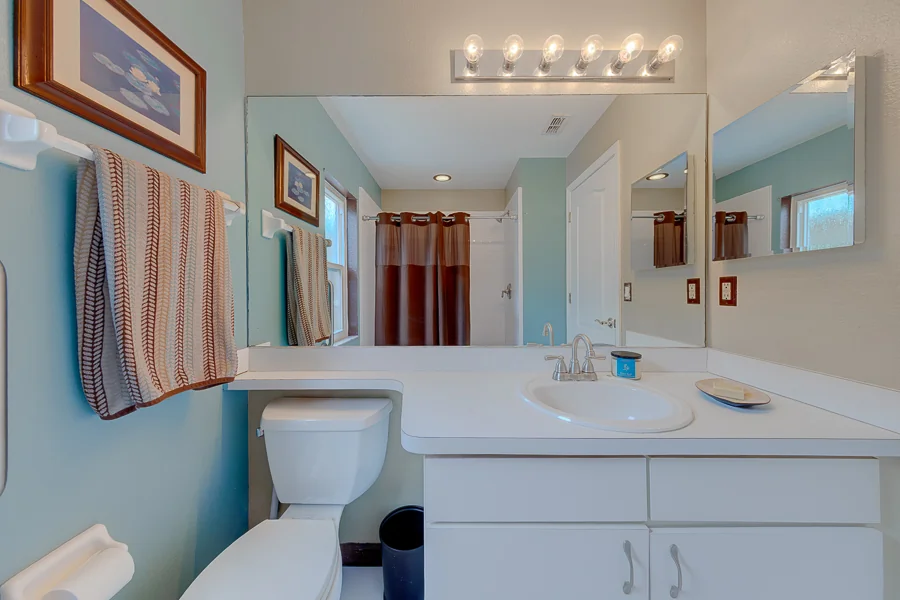 Real estate photography — 8422 Poydras Lane, Tampa, Florida, 33635 | 4D Productions