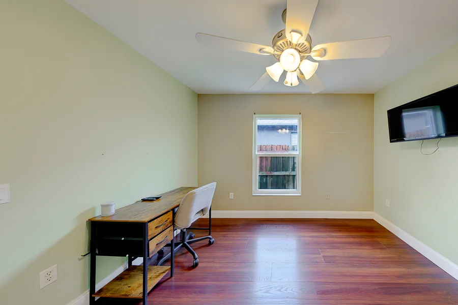 Real estate photography — 8422 Poydras Lane, Tampa, Florida, 33635 | 4D Productions