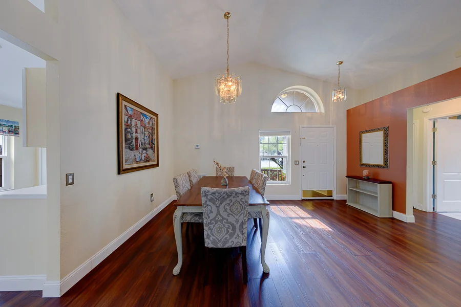 Real estate photography — 8422 Poydras Lane, Tampa, Florida, 33635 | 4D Productions