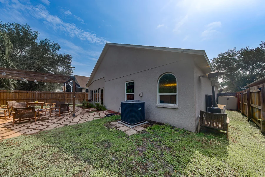 Real estate photography — 8422 Poydras Lane, Tampa, Florida, 33635 | 4D Productions