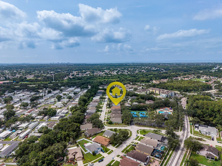 Real estate photography — 8422 Poydras Lane, Tampa, Florida, 33635 | 4D Productions