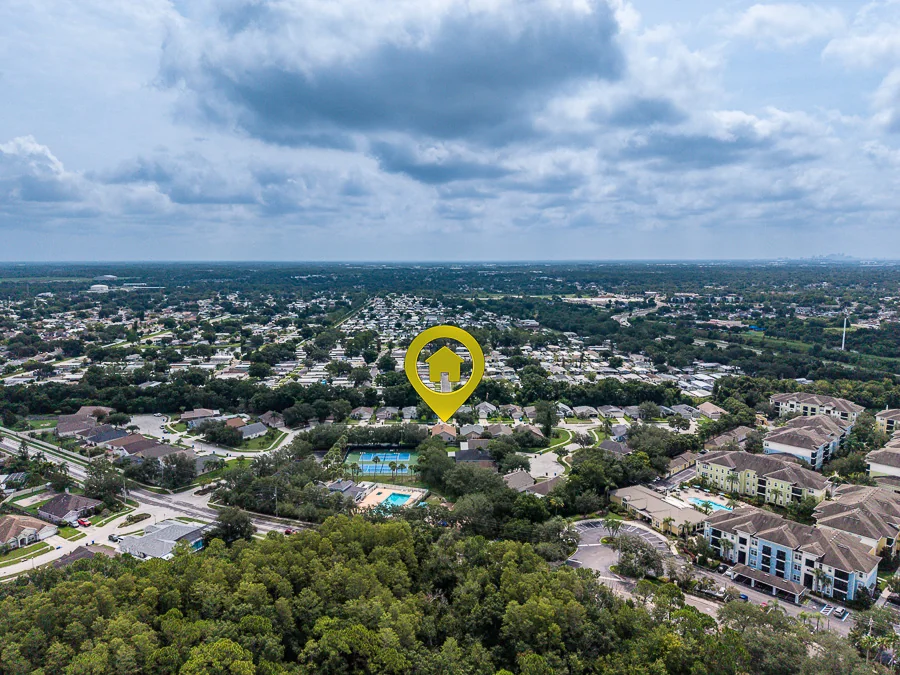 Real estate photography — 8422 Poydras Lane, Tampa, Florida, 33635 | 4D Productions