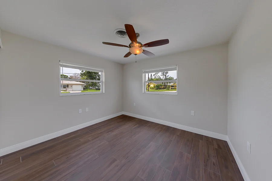 Real estate photography — 9201 2nd Street North, St. Petersburg, Florida, 33702 | 4D Productions