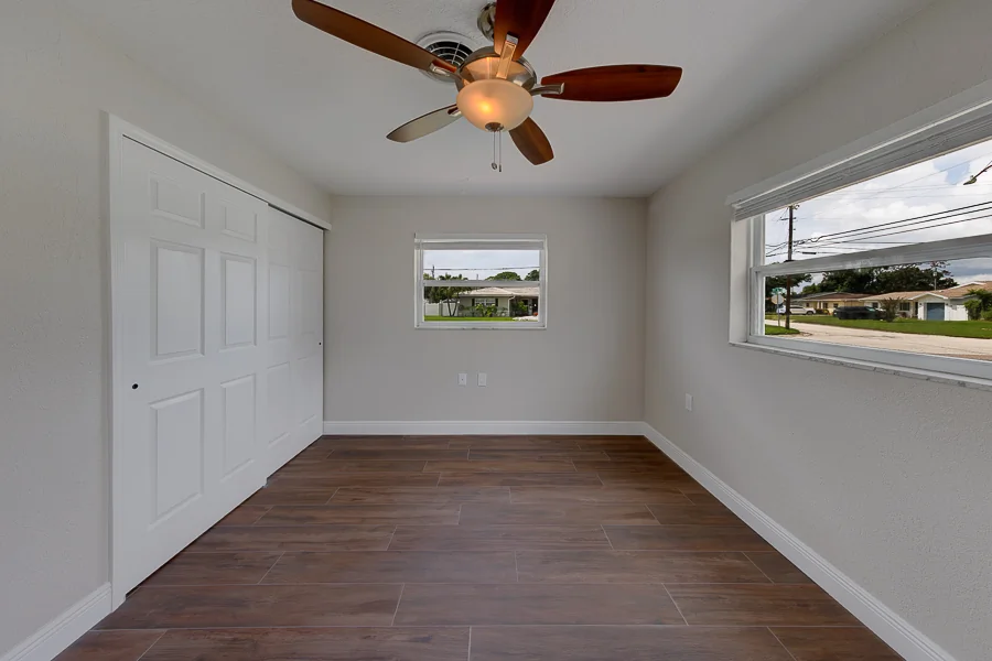 Real estate photography — 9201 2nd Street North, St. Petersburg, Florida, 33702 | 4D Productions