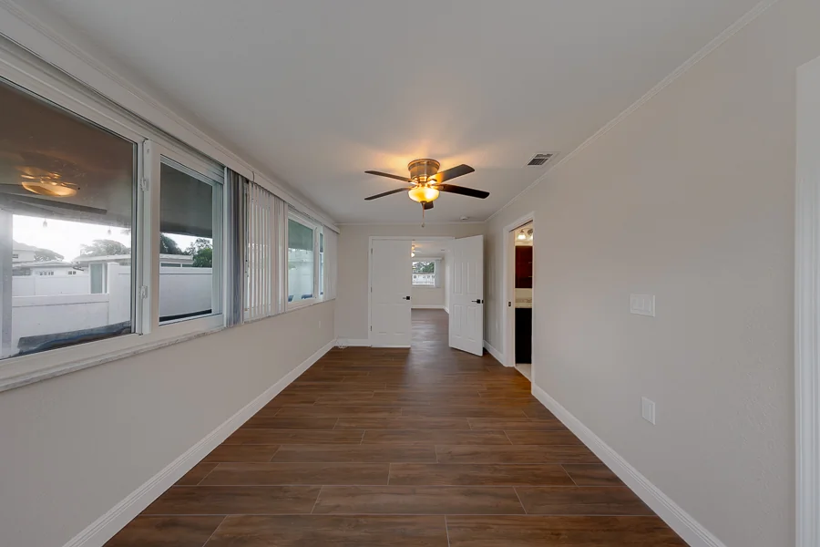 Real estate photography — 9201 2nd Street North, St. Petersburg, Florida, 33702 | 4D Productions
