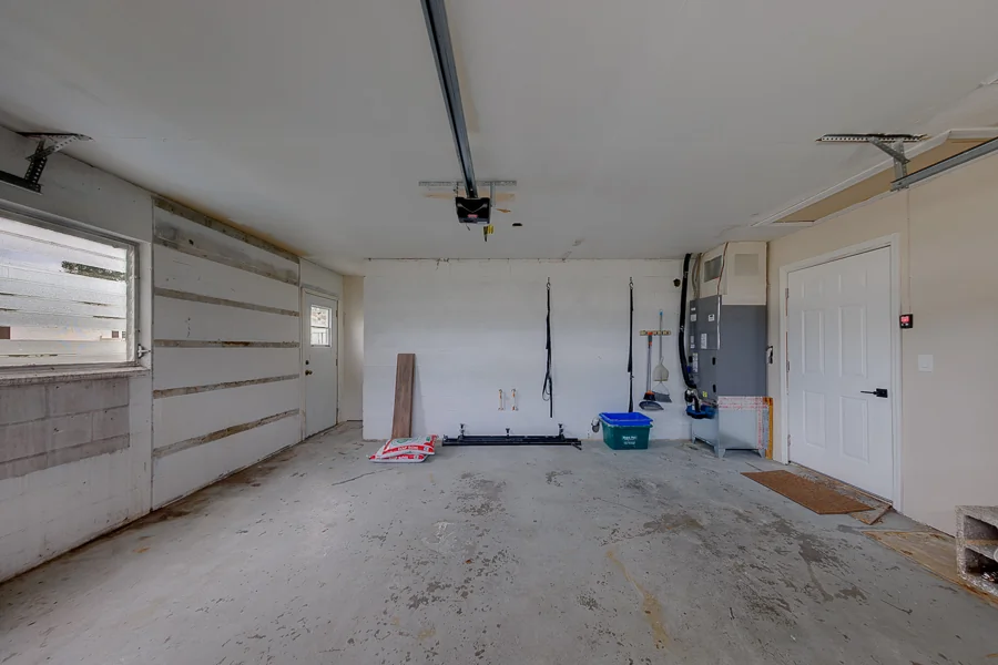 Real estate photography — 9201 2nd Street North, St. Petersburg, Florida, 33702 | 4D Productions