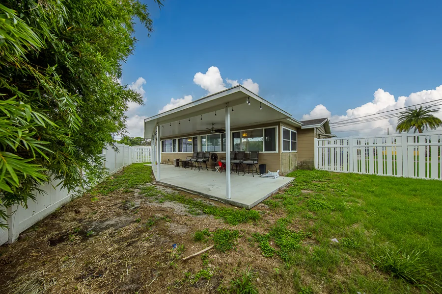 Real estate photography — 9201 2nd Street North, St. Petersburg, Florida, 33702 | 4D Productions
