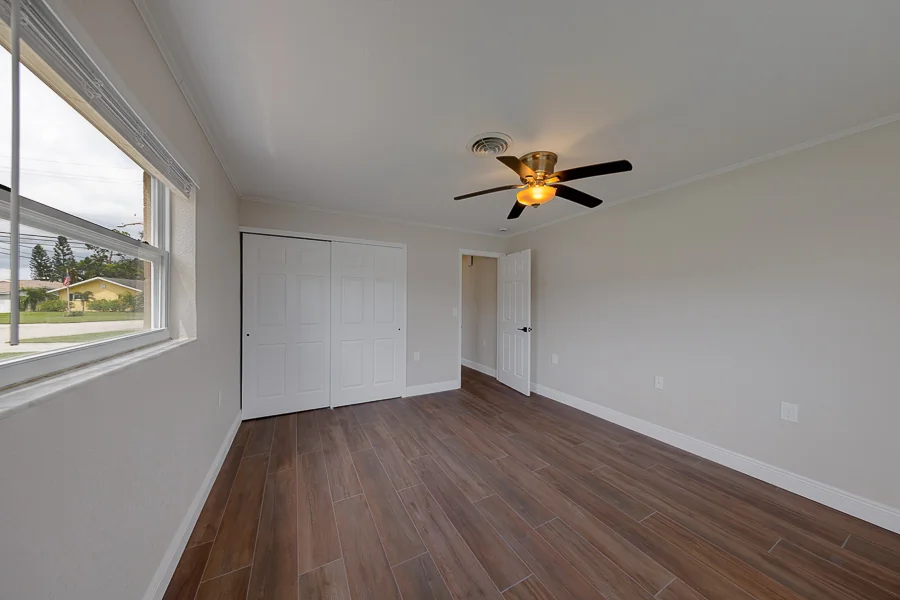 Real estate photography — 9201 2nd Street North, St. Petersburg, Florida, 33702 | 4D Productions