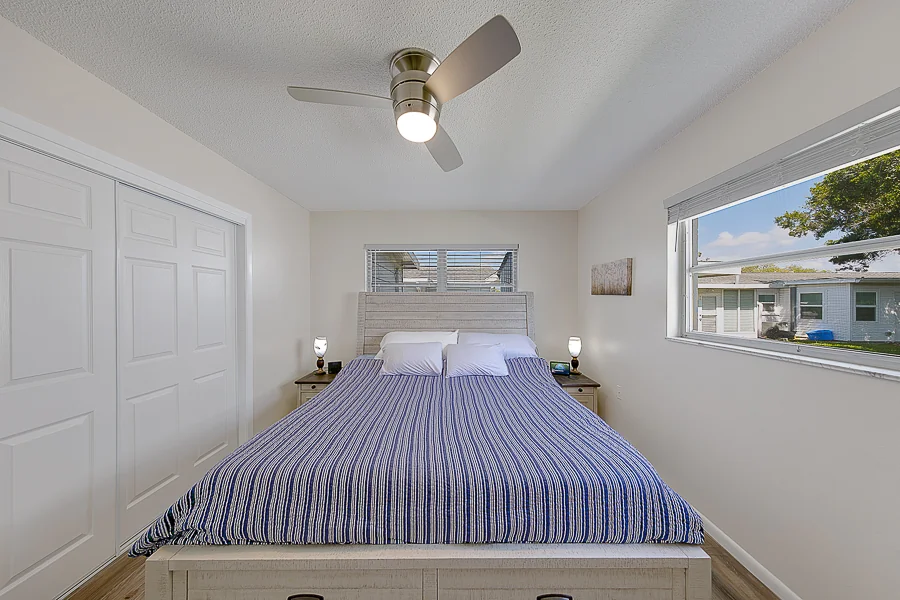 Real estate photography — 9906 Lily Street, Pinellas Park, Florida, 33782 | 4D Productions