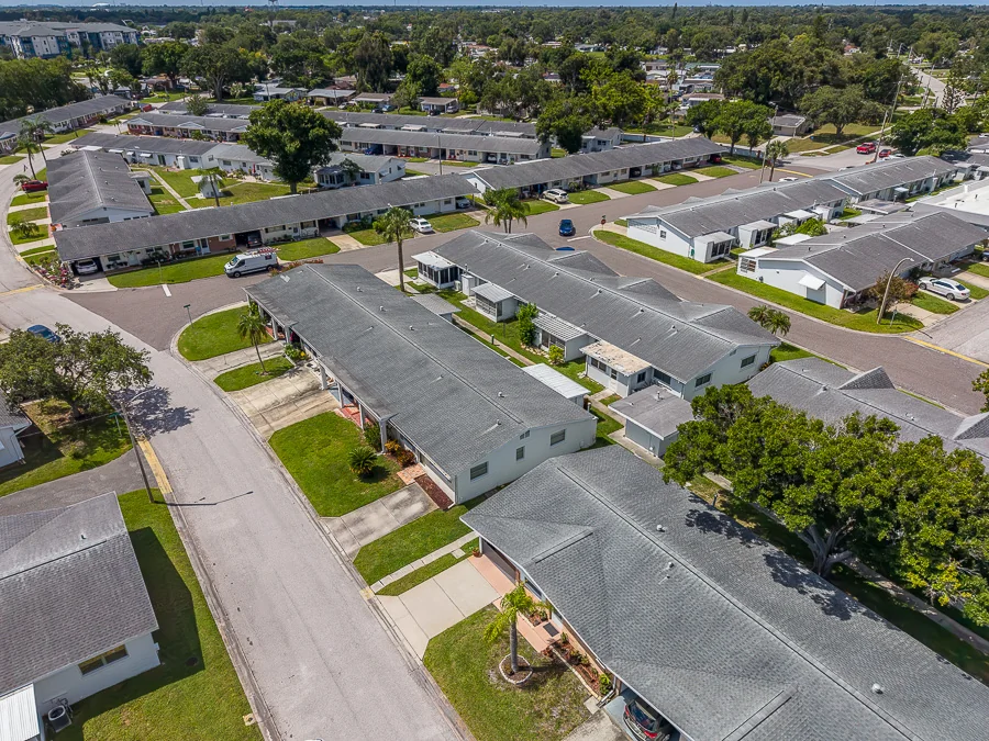 Real estate photography — 9906 Lily Street, Pinellas Park, Florida, 33782 | 4D Productions