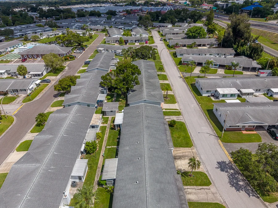 Real estate photography — 9906 Lily Street, Pinellas Park, Florida, 33782 | 4D Productions